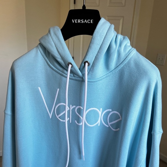 Versace iconic 1978 re-edition Logo Light Blue embroidered oversized hoodie 48 - Picture 3 of 16